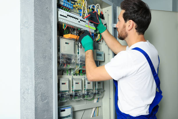 Best Electrical Outlet Repair  in Manorhaven, NY